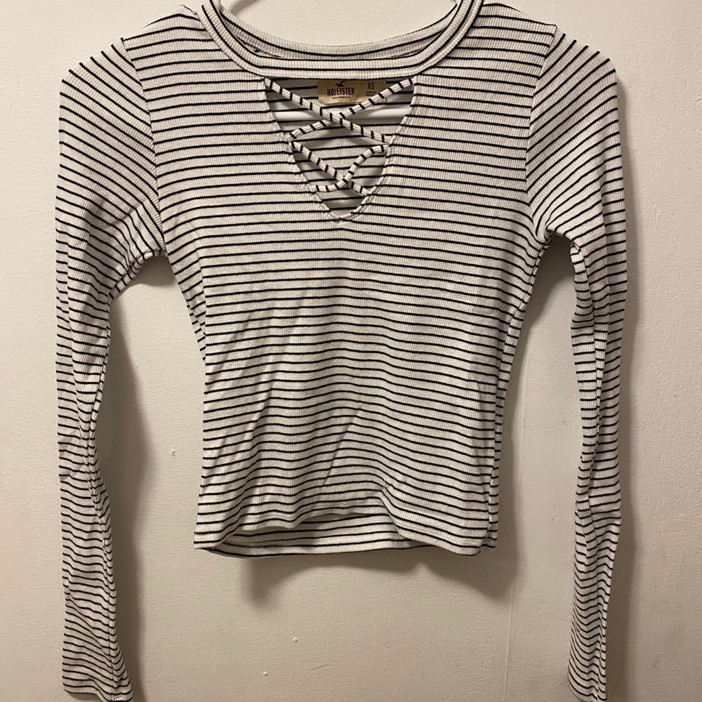 Hollister long sleeve crop top